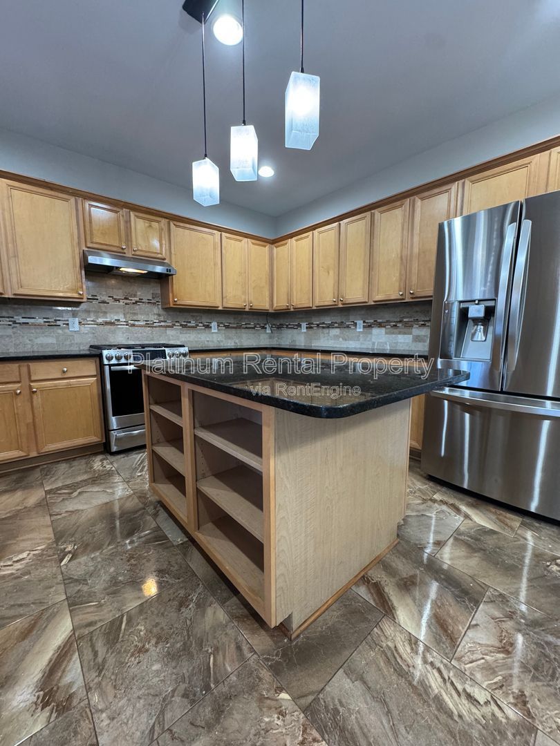 Beautiful, spacious 4 bedroom home in Kennesaw by Platinum Property Management Services, Inc. property image