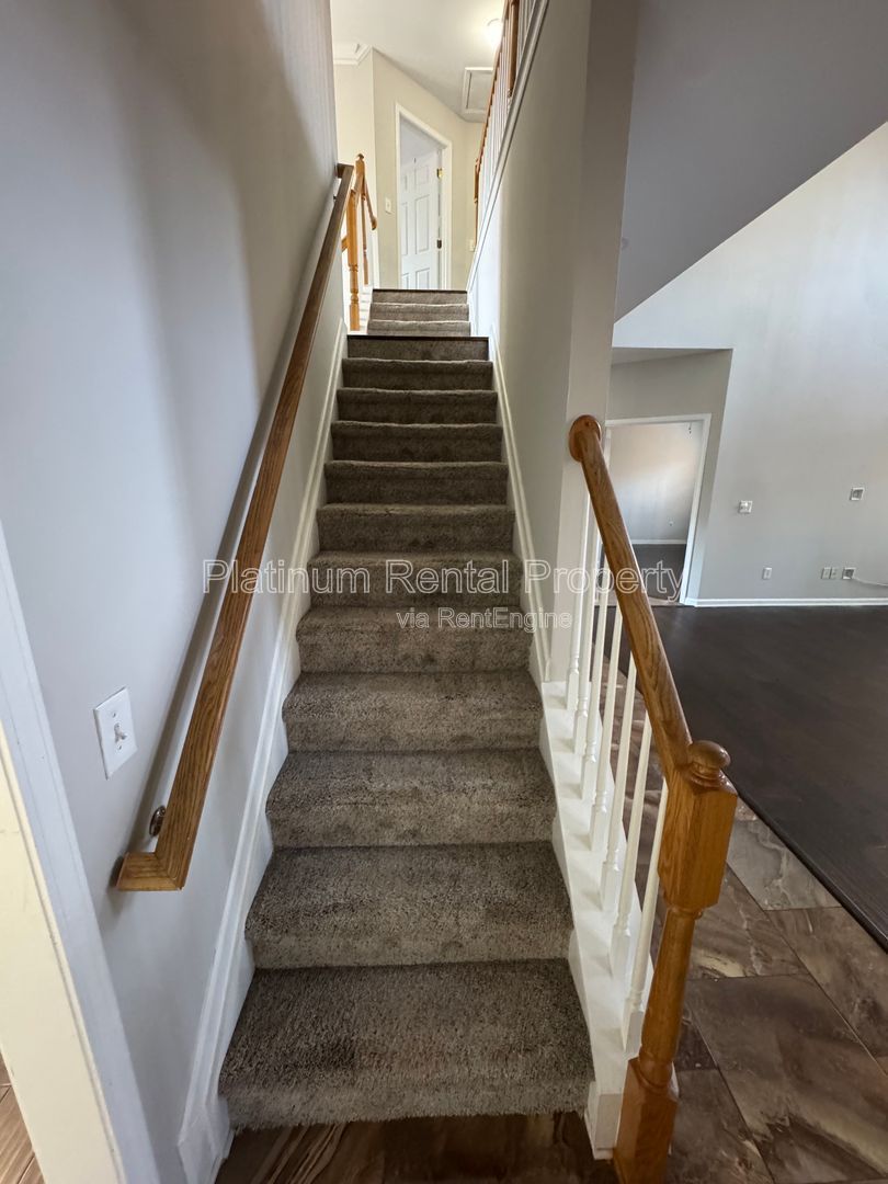 Beautiful, spacious 4 bedroom home in Kennesaw by Platinum Property Management Services, Inc. property image