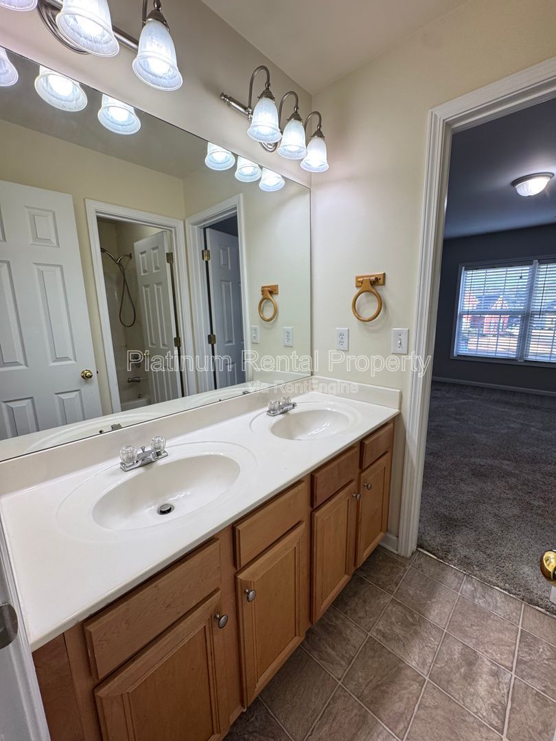 Beautiful, spacious 4 bedroom home in Kennesaw by Platinum Property Management Services, Inc. property image