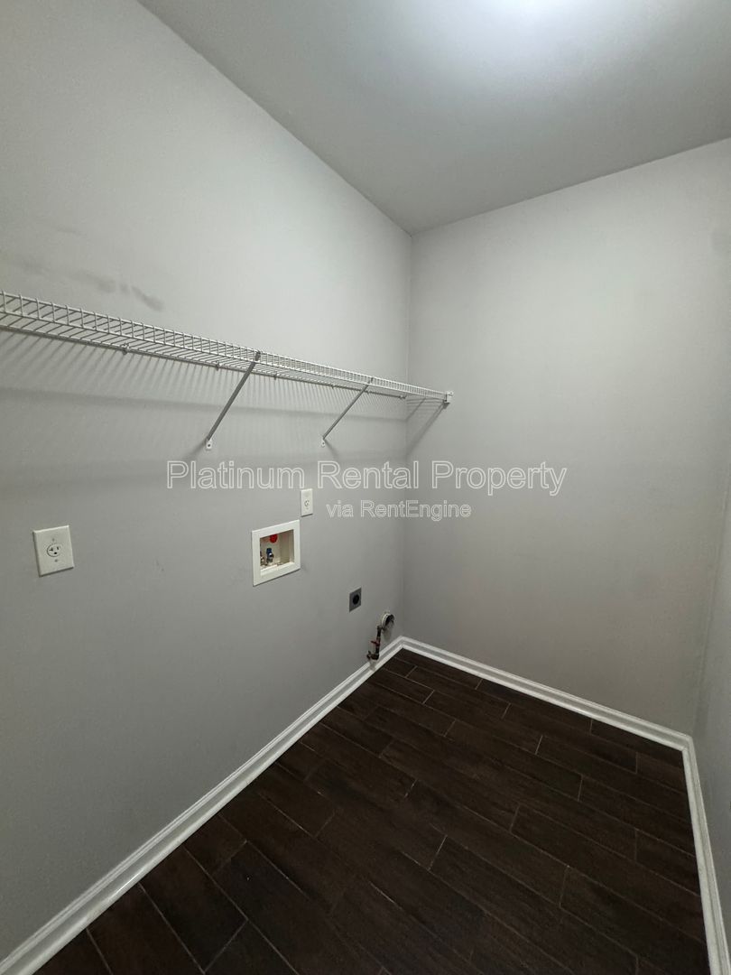 Beautiful, spacious 4 bedroom home in Kennesaw by Platinum Property Management Services, Inc. property image