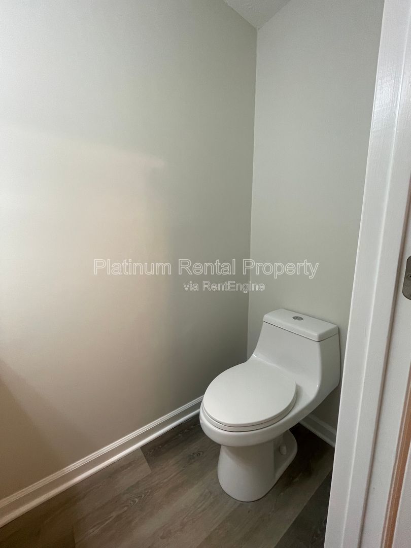 Newly updated 2-bedroom, townhome in convenient Smyrna location, by Platinum Property Management Services, Inc. property image