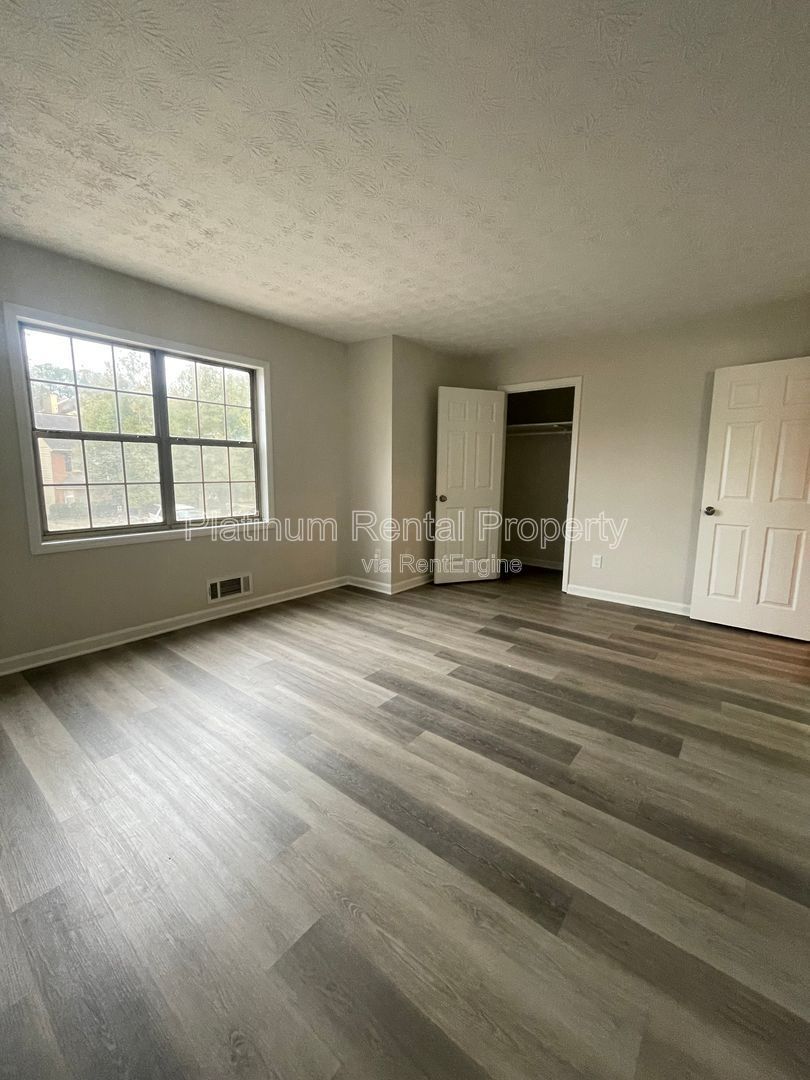 Newly updated 2-bedroom, townhome in convenient Smyrna location, by Platinum Property Management Services, Inc. property image