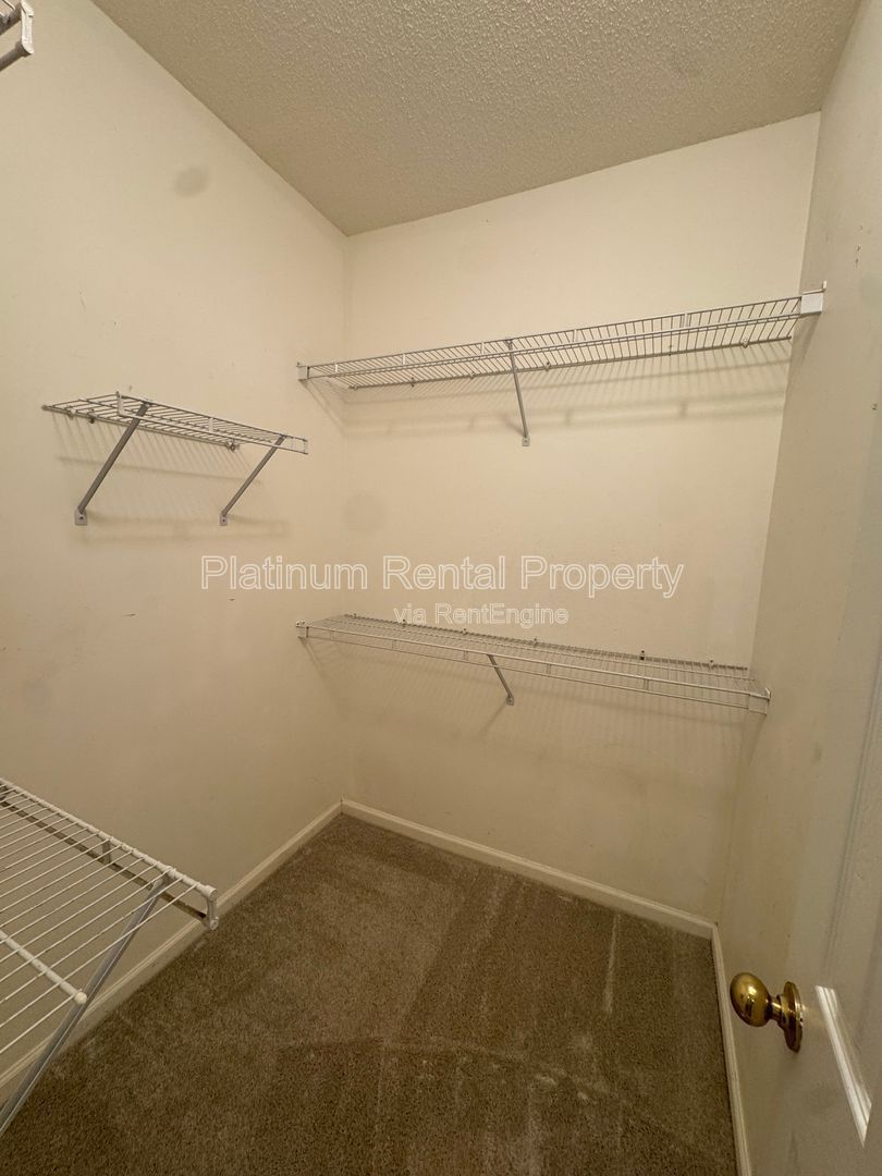 4 Bedroom home on fenced corner lot in Dacula for rent by Platinum Property Management Services, Inc. property image