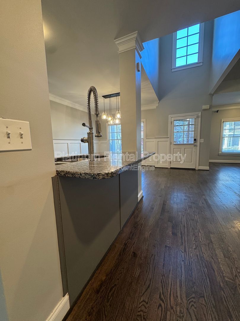 Amazing 3 bedroom home in Upper Westside Atlanta by Platinum Property Management Services, Inc. property image