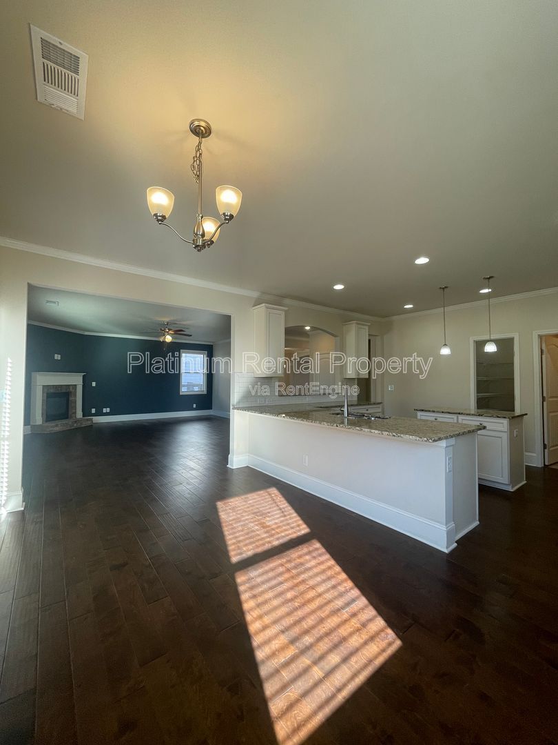 Gorgeous 5-bedroom home in award winning school district in North Forsyth County by Platinum Property Management Services, Inc. property image