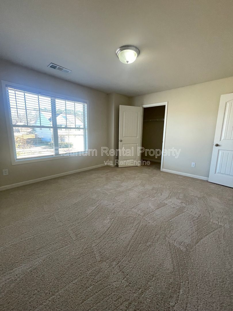 Gorgeous 5-bedroom home in award winning school district in North Forsyth County by Platinum Property Management Services, Inc. property image