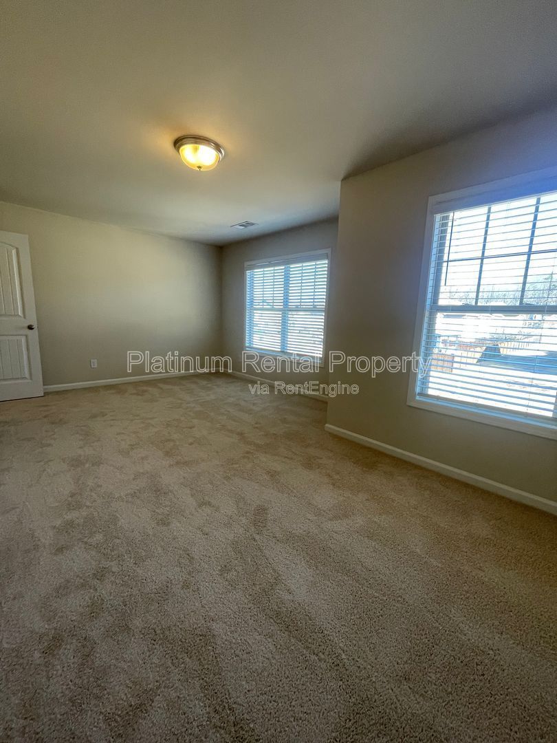 Gorgeous 5-bedroom home in award winning school district in North Forsyth County by Platinum Property Management Services, Inc. property image