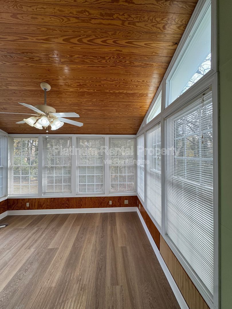 Beautiful, Updated 4 bedroom home in Lilburn by Platinum Property Management Services, Inc. property image