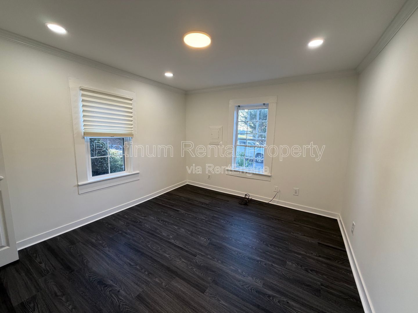 Adorable UPDATED 2 bedroom home near Downtown Cumming by Platinum Property Management Services, Inc. property image