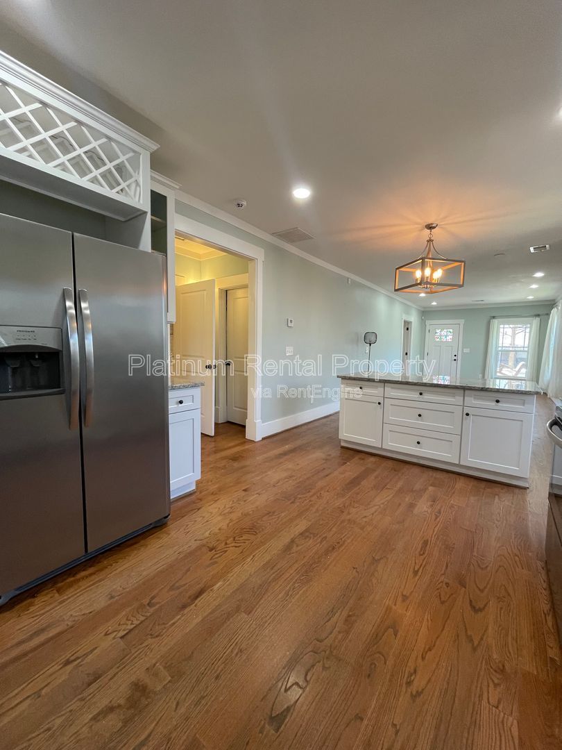 Charming, remodeled 1920's bungalow in the heart of south Atlanta, by Platinum Property Management Services, Inc. property image