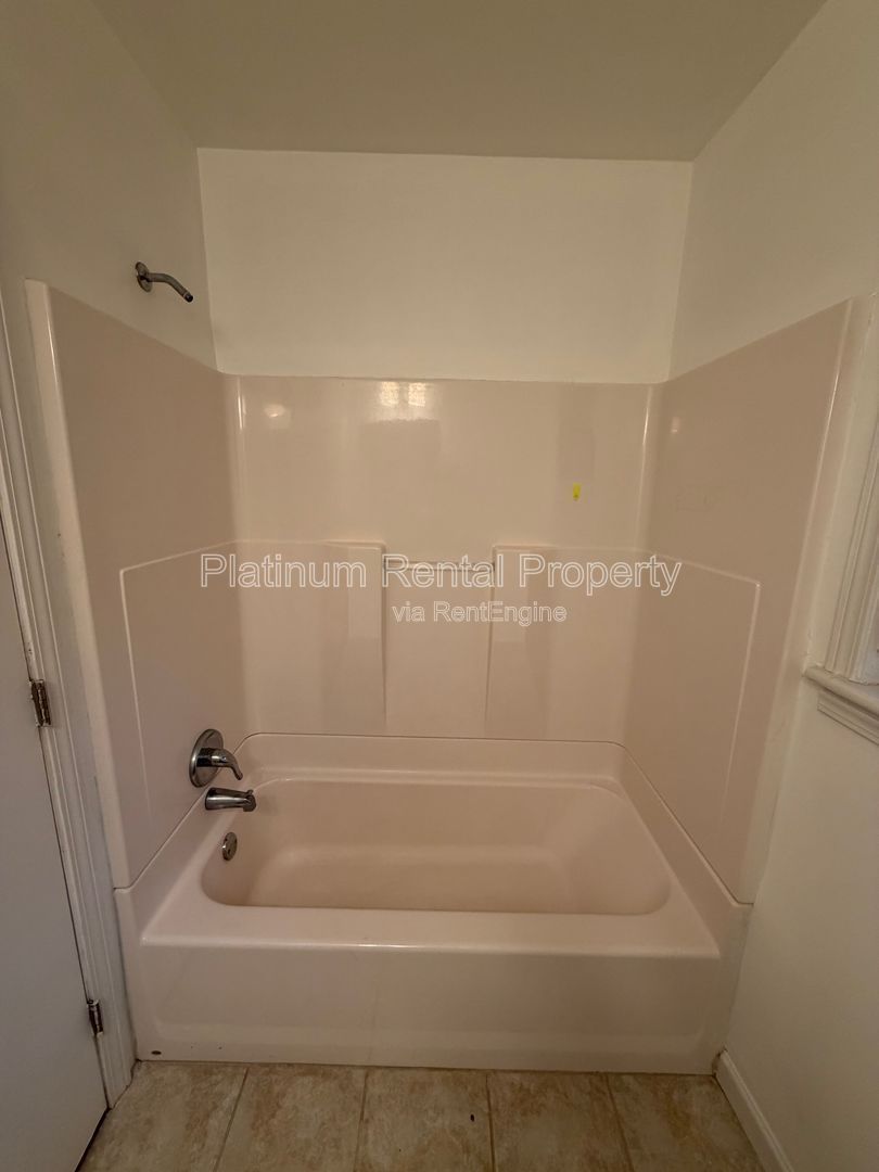 2 Bedroom home in Decatur For Rent by Platinum Property Management Services, Inc. property image