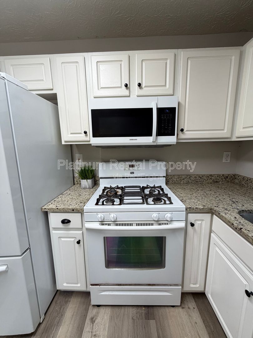 4 Bedroom Acworth Home for Rent by Platinum Property Management Services, Inc. property image