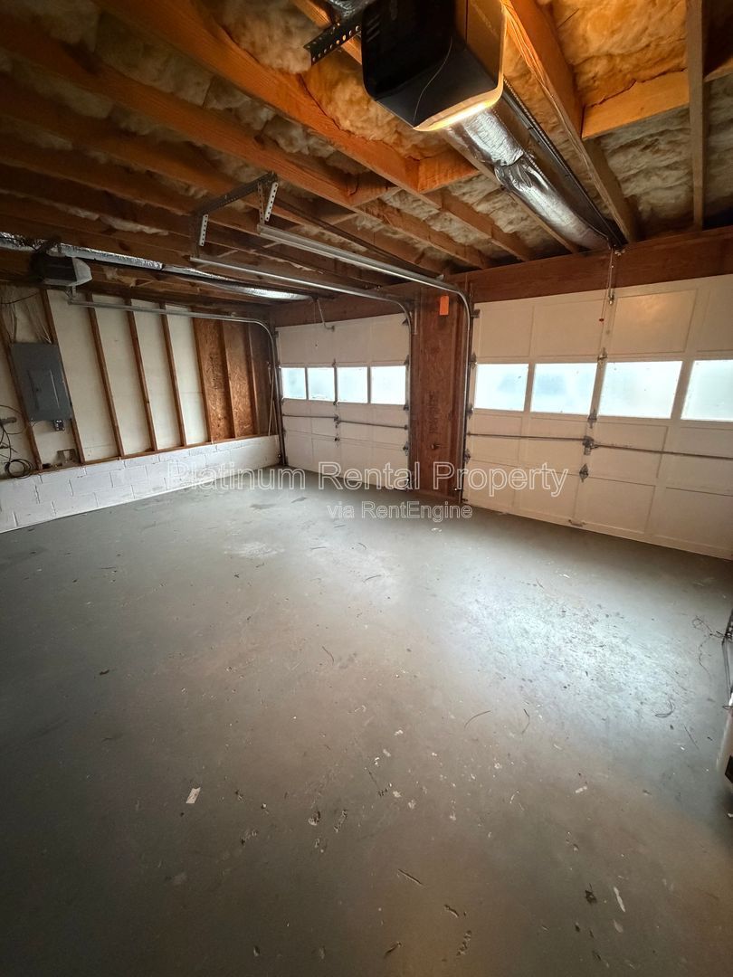 4 Bedroom Acworth Home for Rent by Platinum Property Management Services, Inc. property image