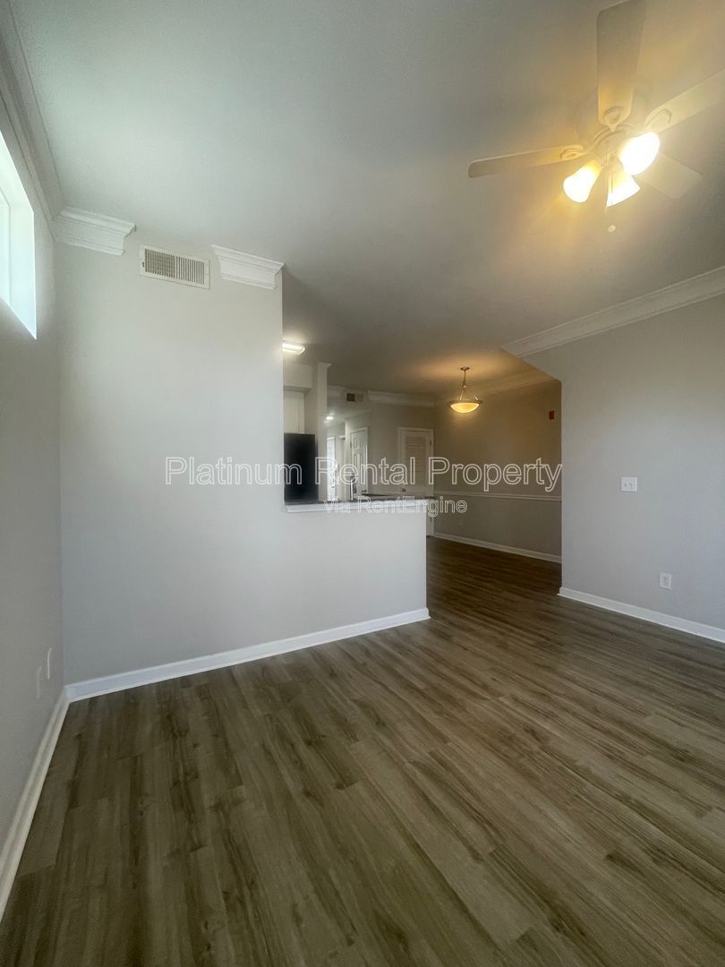 Amazing one bedroom condo in south Fulton, available NOW, but Platinum Property Management Services, Inc. property image