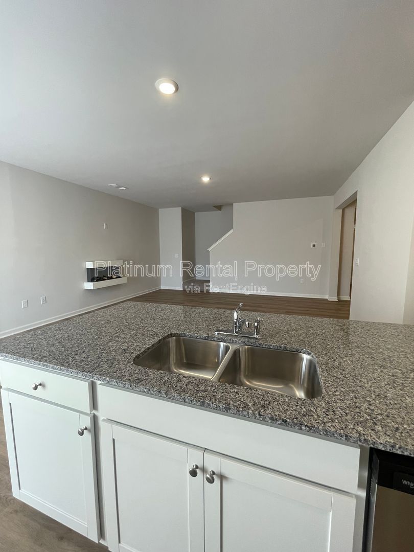 BRAND NEW 3 bedroom, 2.5 bathroom home just minutes away from downtown Dahlonega by Platinum Property Management Services, Inc. property image