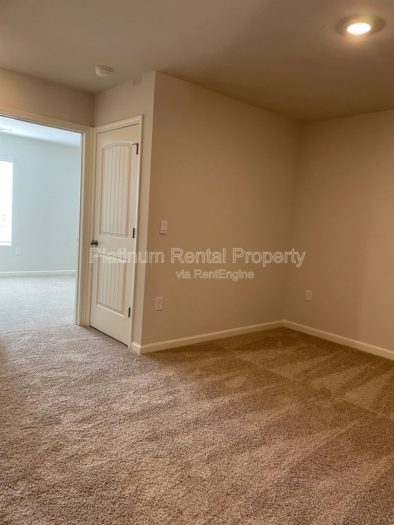 BRAND NEW 3 bedroom, 2.5 bathroom home just minutes away from downtown Dahlonega by Platinum Property Management Services, Inc. property image