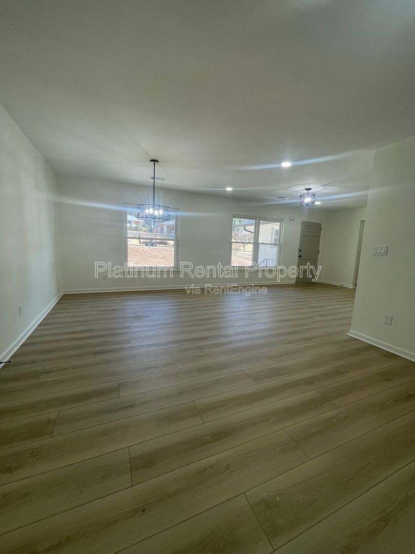 Simply exquisite, 1960's brick ranch on a basement in fantastic Cascade location, by Platinum Property Management Services, Inc. property image