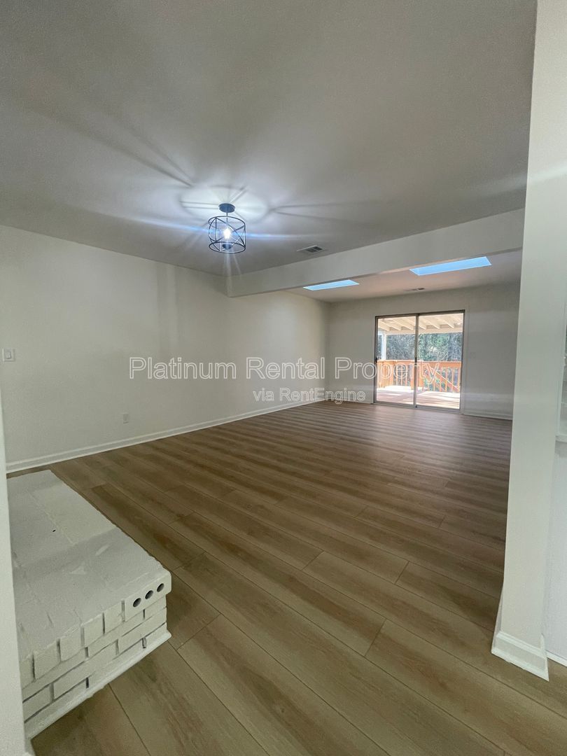 Simply exquisite, 1960's brick ranch on a basement in fantastic Cascade location, by Platinum Property Management Services, Inc. property image