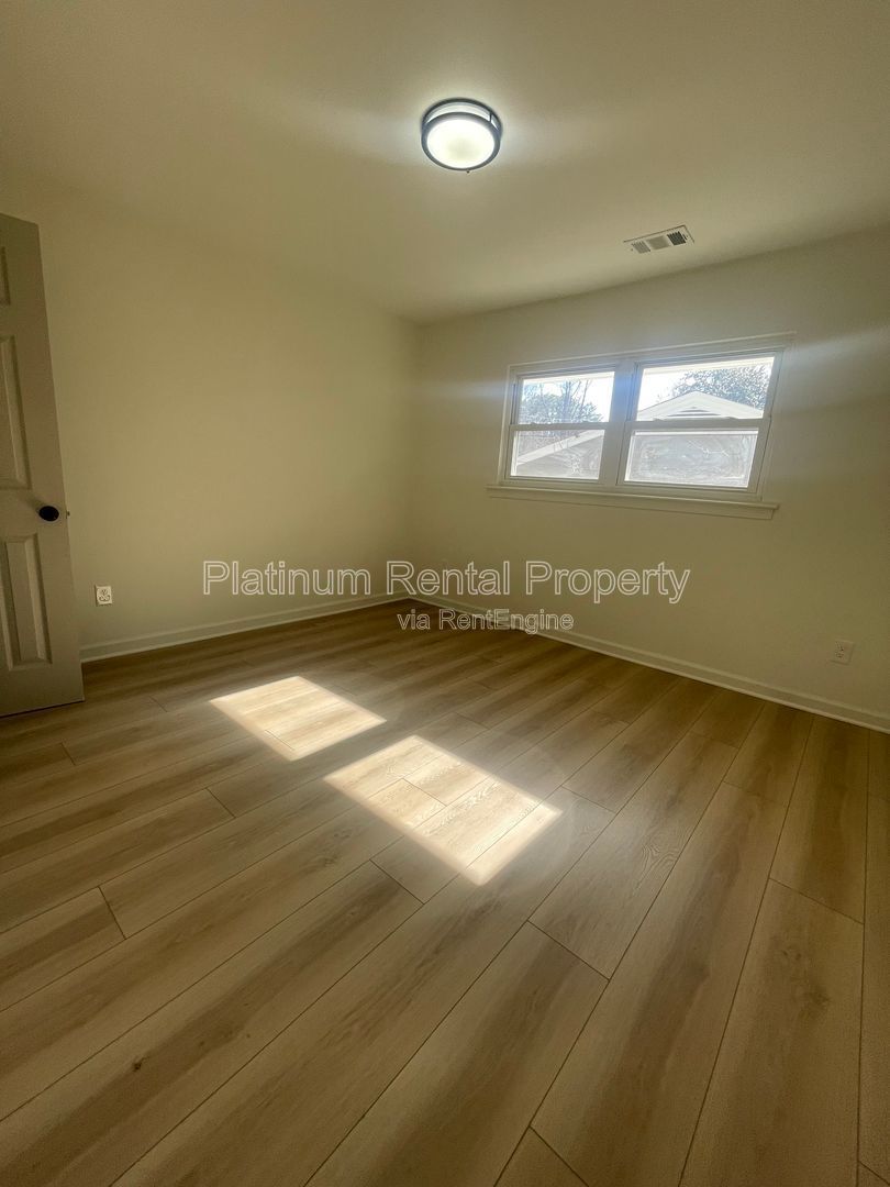 Simply exquisite, 1960's brick ranch on a basement in fantastic Cascade location, by Platinum Property Management Services, Inc. property image
