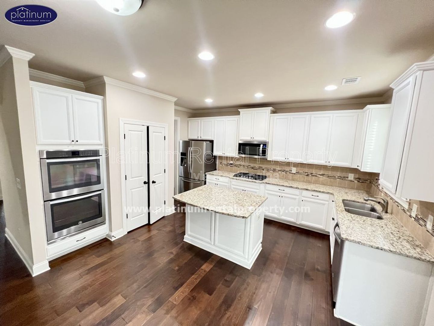 Gorgeous, 5 bedroom, executive home in convenient Marietta, off of Piedmont Road by Platinum Property Management Services, Inc. property image