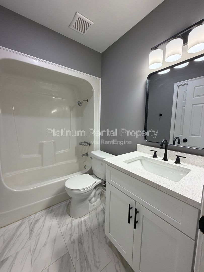 Completely UPDATED 2 bedroom unit in Monroe for rent by Platinum Property Management Services, Inc. property image