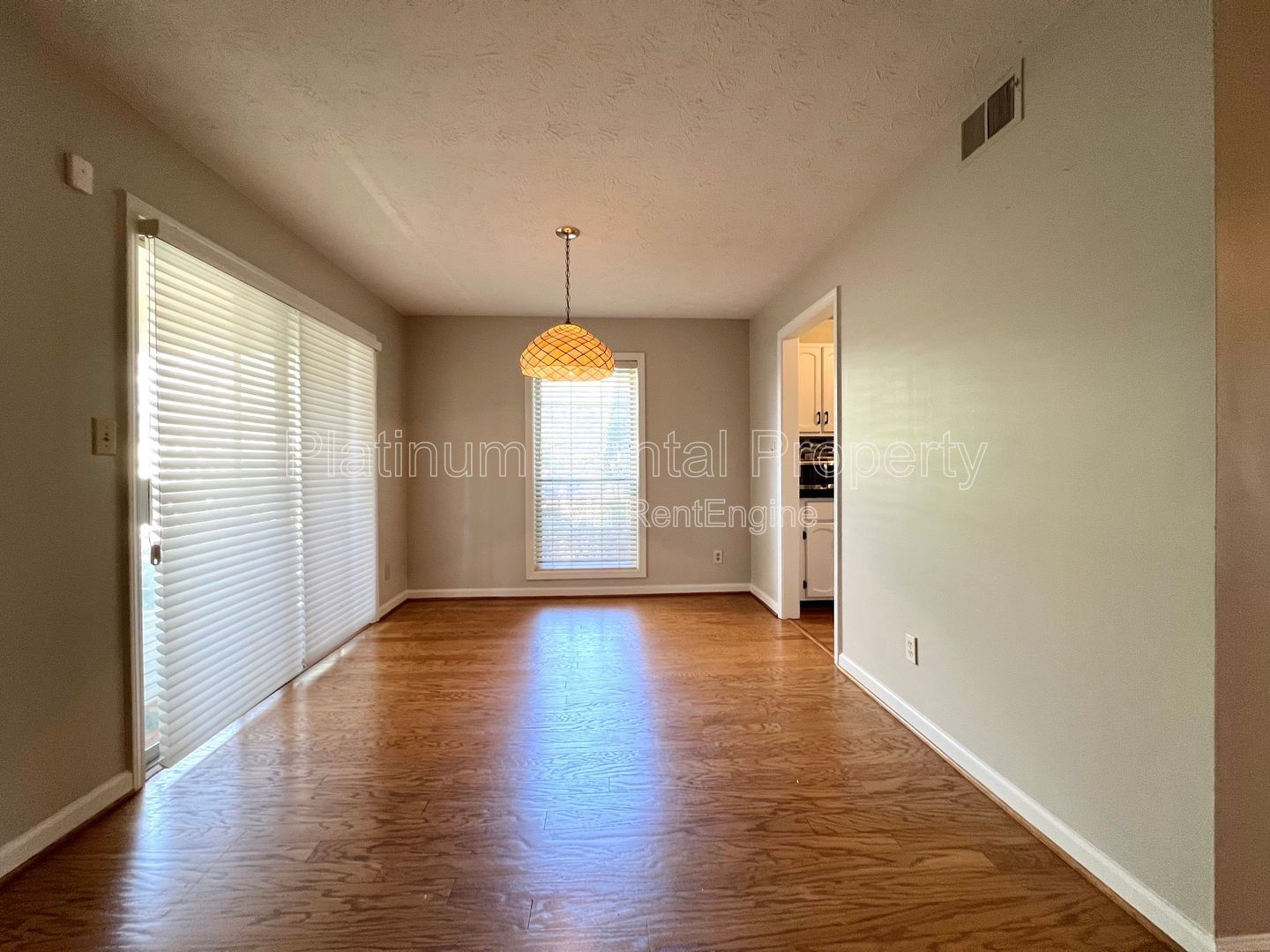 Beautiful, 2 bedroom condo in convenient Atlanta location by Platinum Property Management Services, Inc. property image