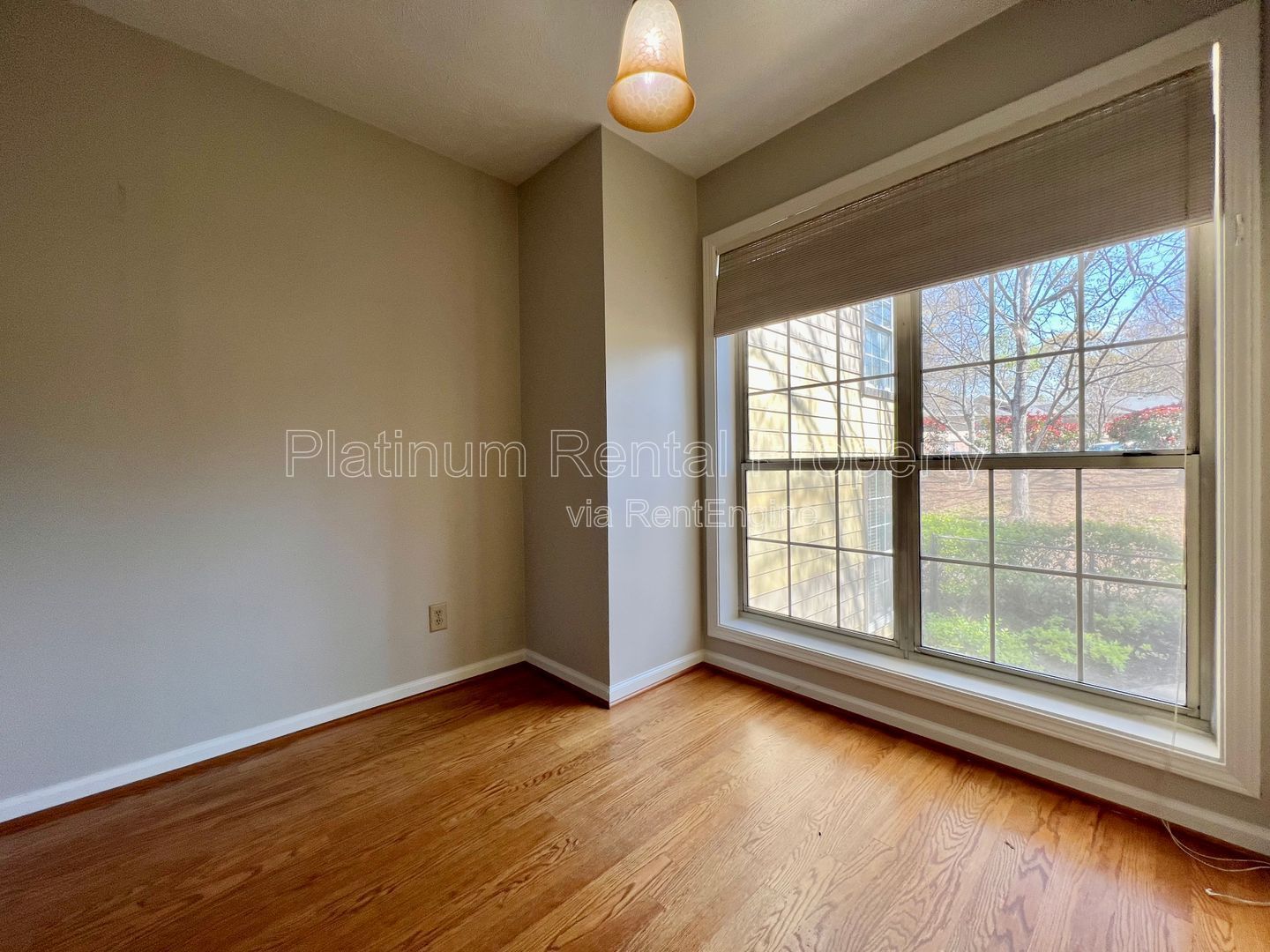 Beautiful, 2 bedroom condo in convenient Atlanta location by Platinum Property Management Services, Inc. property image