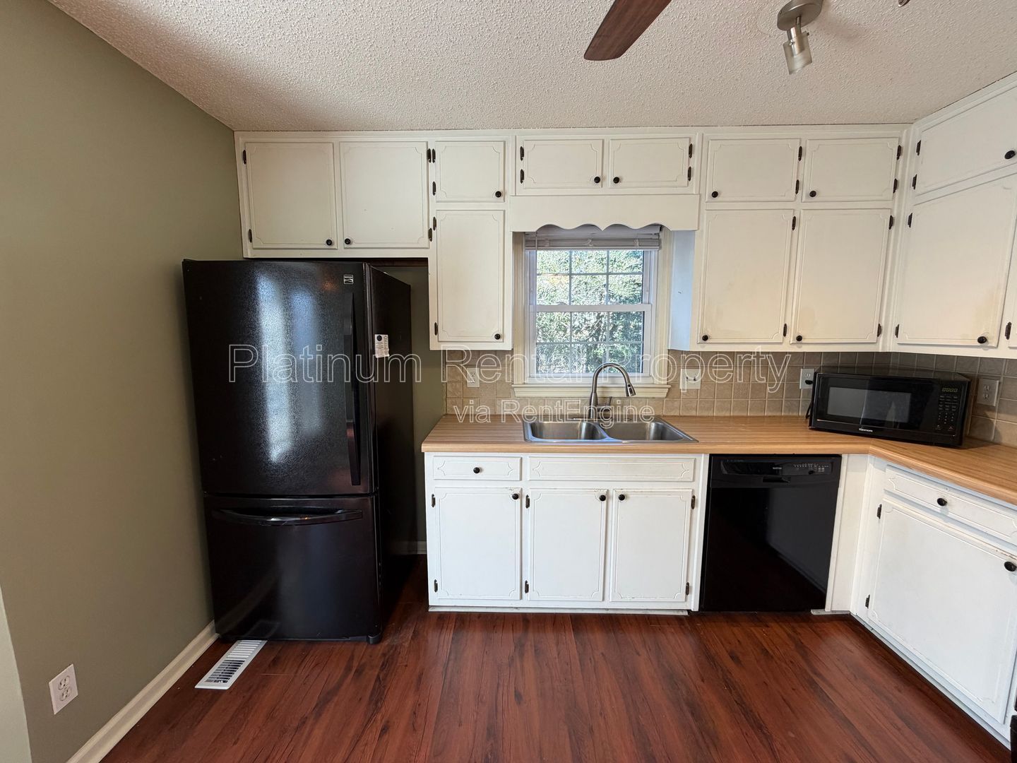 Adorable 3 bedroom Kennesaw Home For Rent by Platinum Property Management Services Inc. property image