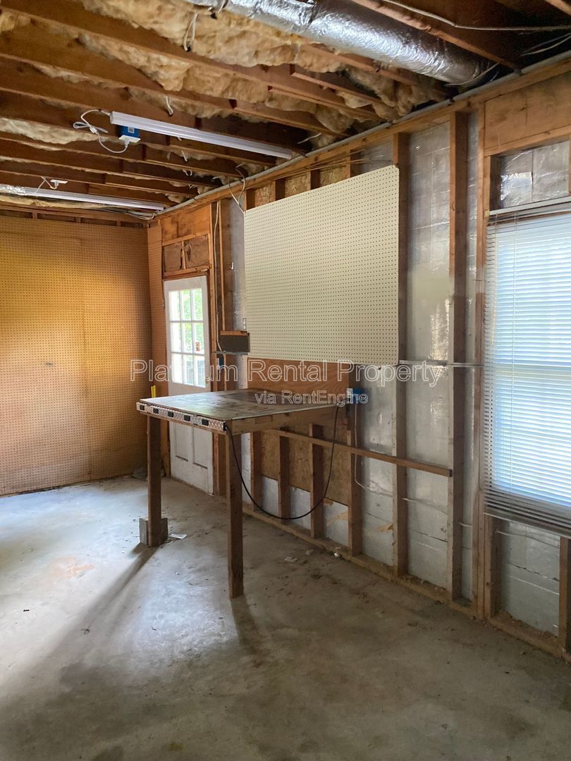 Adorable 3 bedroom Kennesaw Home For Rent by Platinum Property Management Services Inc. property image