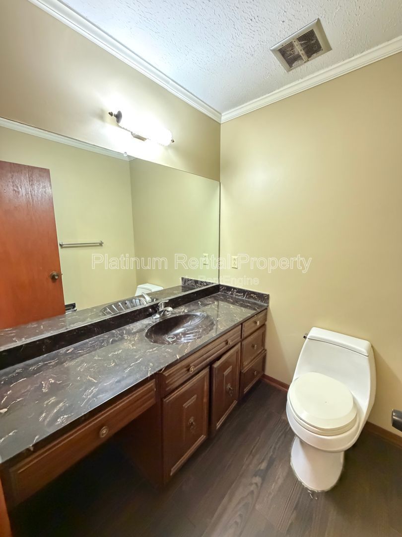 5 Bedroom Split/Multi level home in Atlanta for rent by Platinum Property Management Services, Inc. property image