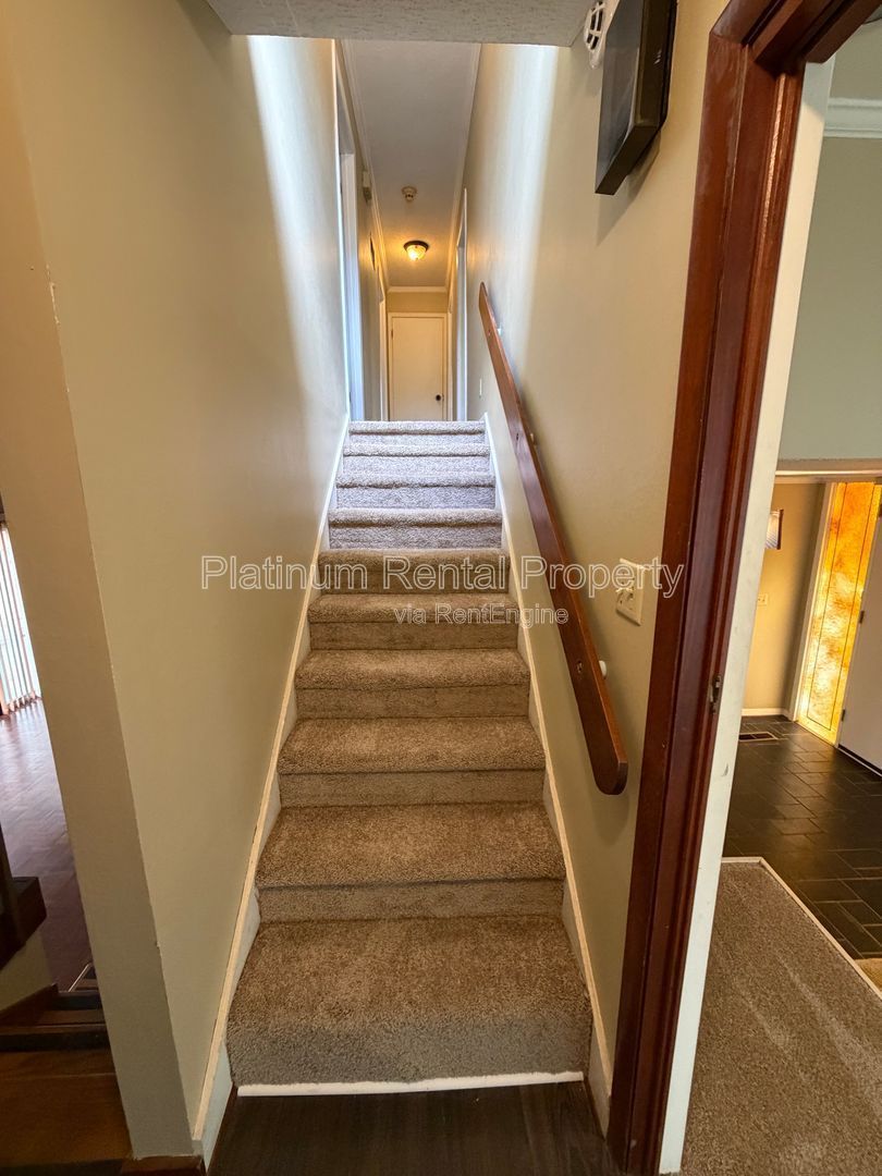 5 Bedroom Split/Multi level home in Atlanta for rent by Platinum Property Management Services, Inc. property image