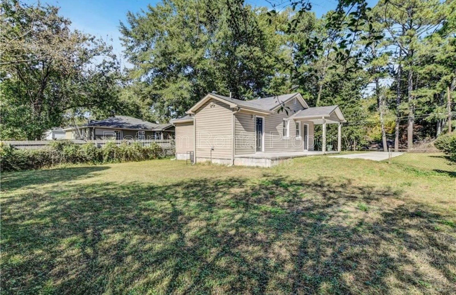 Charming 2 Bedroom Ranch home for rent in Atlanta by Platinum Property Management Services, Inc. property image