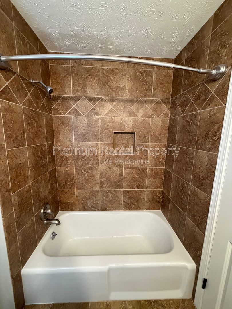 Clean and Cute 3 bedroom Brick Ranch home for rent in Snellville by Platinum Property Management Services, Inc. property image